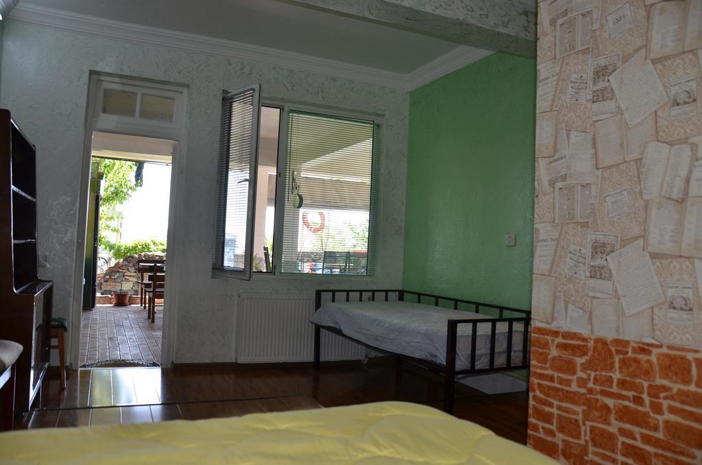 Tj Guest House 马钦加里 外观 照片