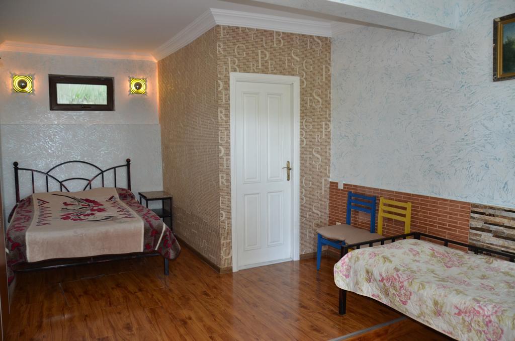 Tj Guest House 马钦加里 外观 照片